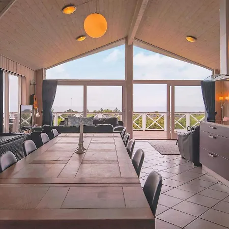 Spacious Holiday In F Revejle With Swimming Pool * Fårevejle